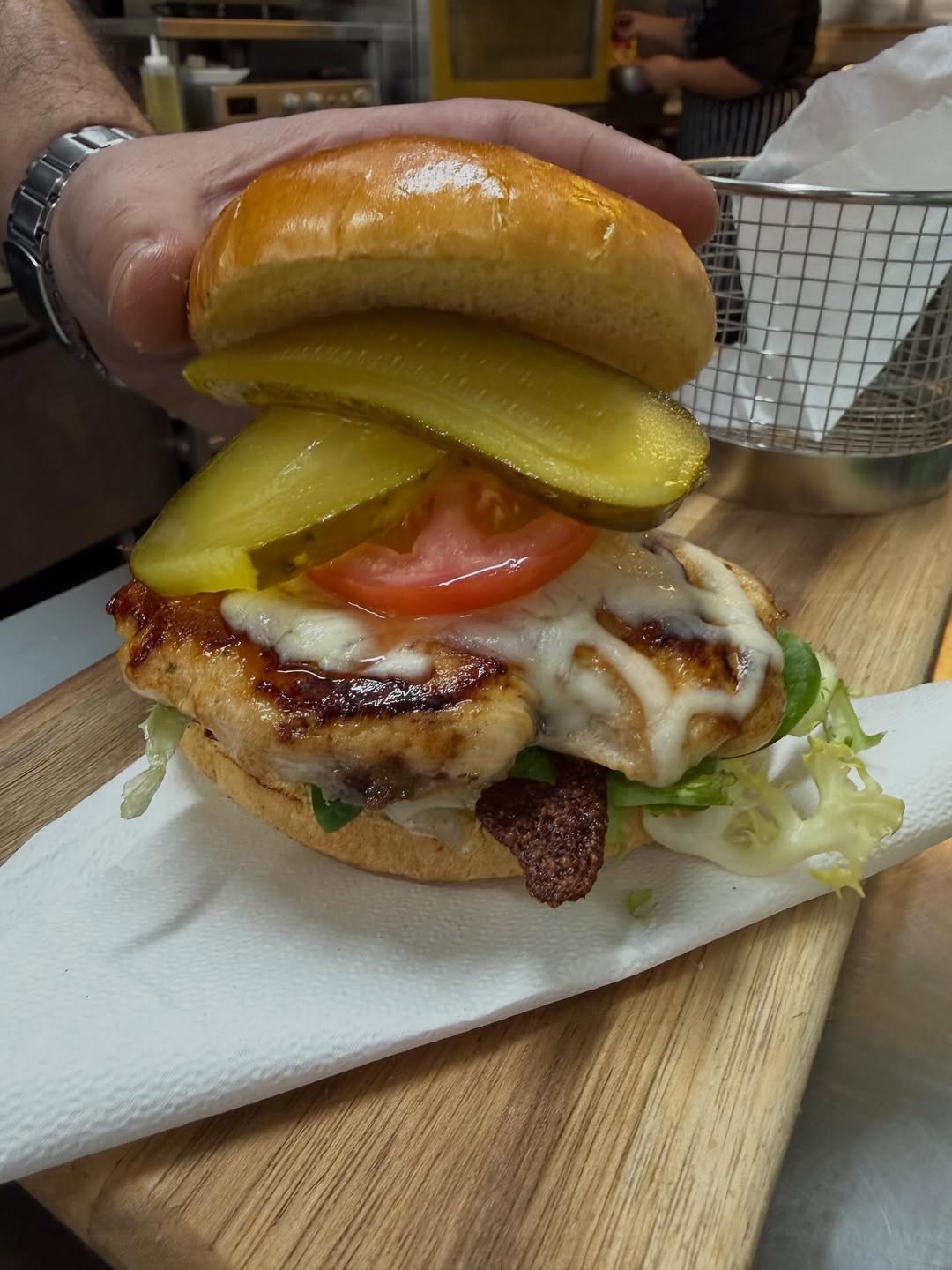 573452922_17851137435578932_1361091426098449186_n